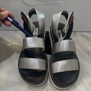 Steve Madden Metallic Silver Triple Strap Sandals